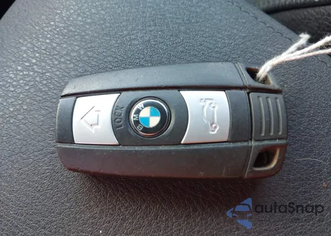 2014 BMW X1 xDrive28I z USA, uszkodzony, nr VIN WBAVL1C55EVY22729